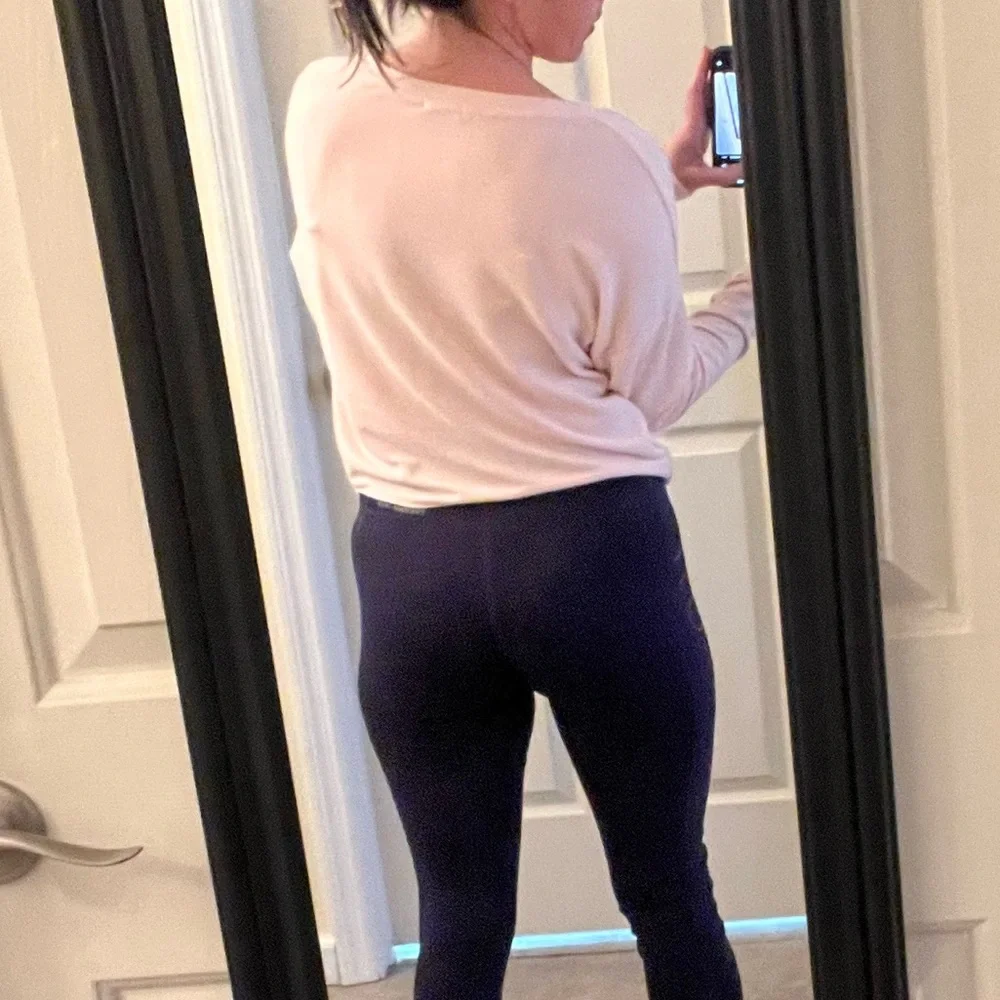 Nike Pants - Picture 3 of 4